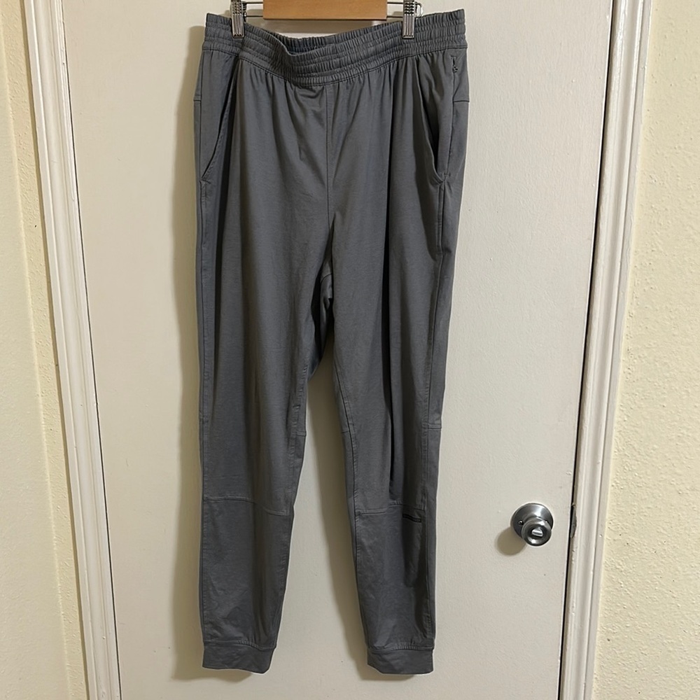 EUC 5.11 Tactical Men’s Physical Training Ready Gray Athletic Joggers Medium